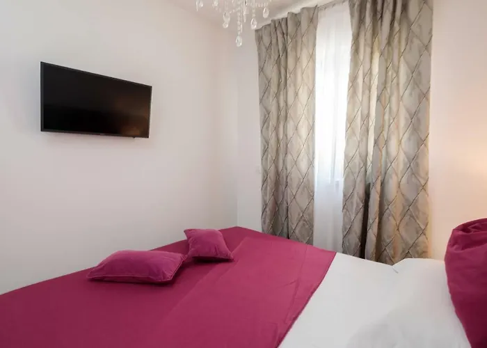 Flawless 公寓 特罗吉尔